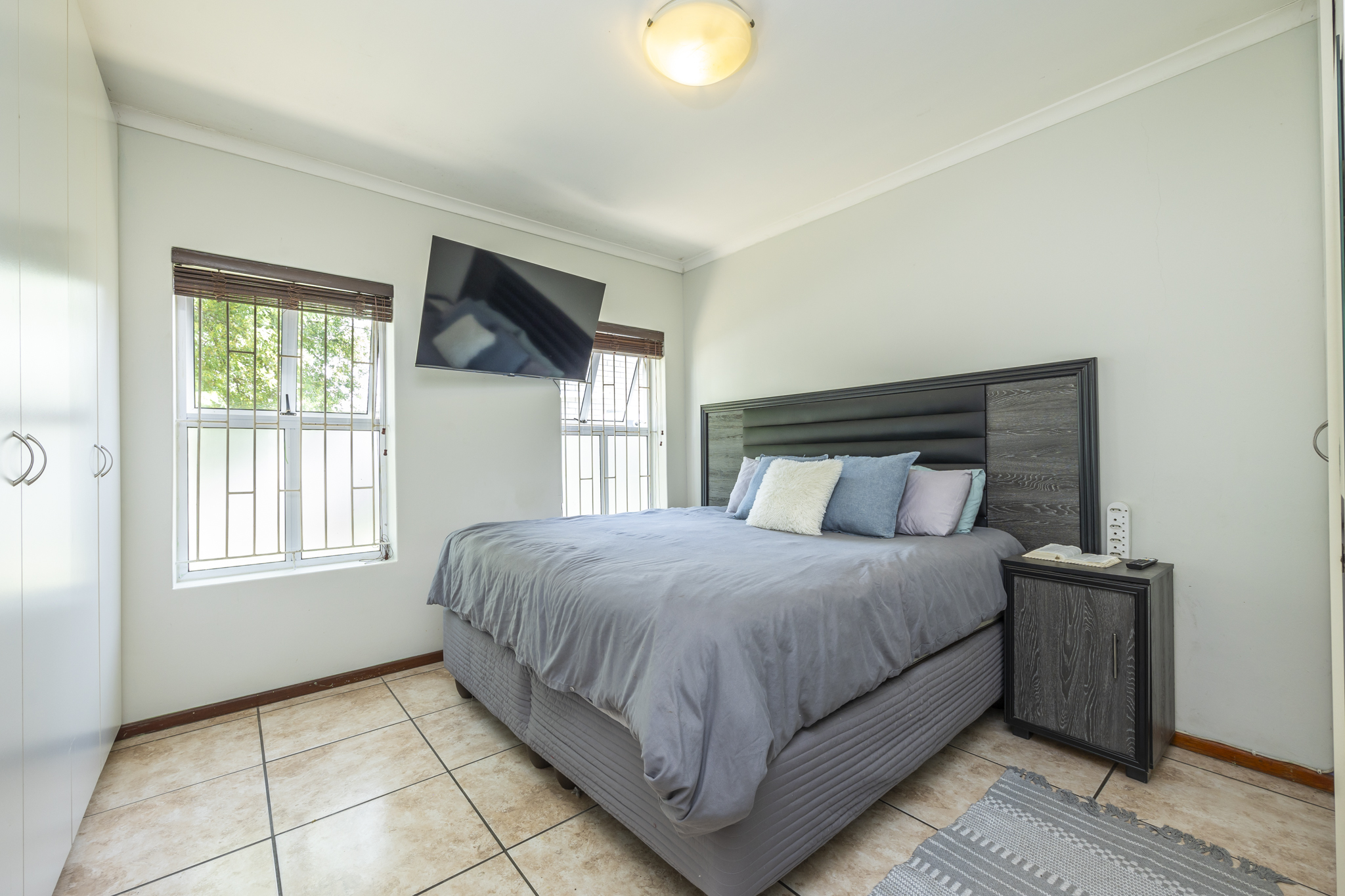 3 Bedroom Property for Sale in Jakarandas Western Cape